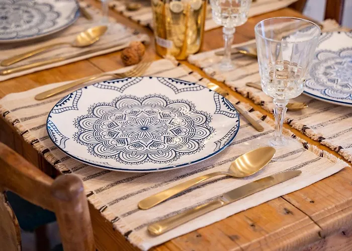 فيلة Nisos Karpathou *